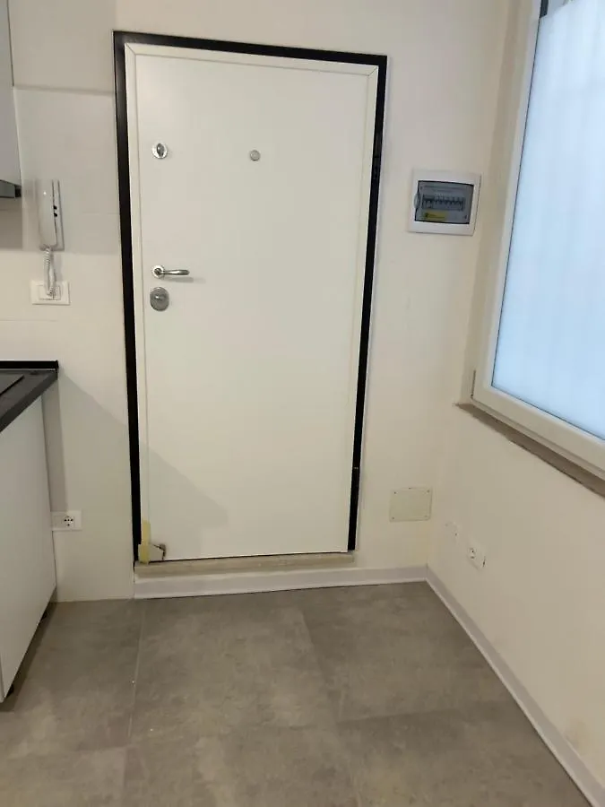 Apartment Appartamento Roma Parma